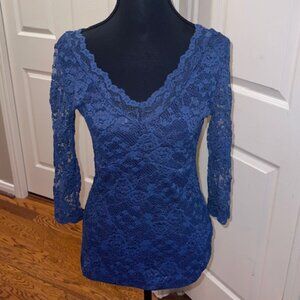 Boston Proper Cobalt Blue Lace Top with Distinctive Scalloped V-Neckline (Sz S)